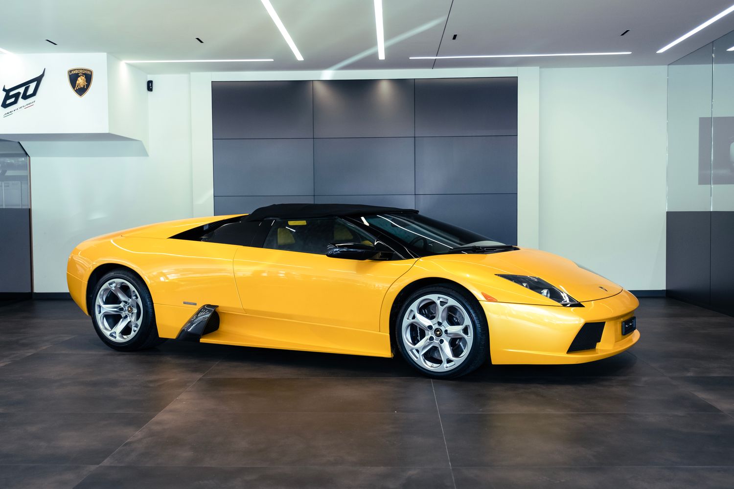 Super car