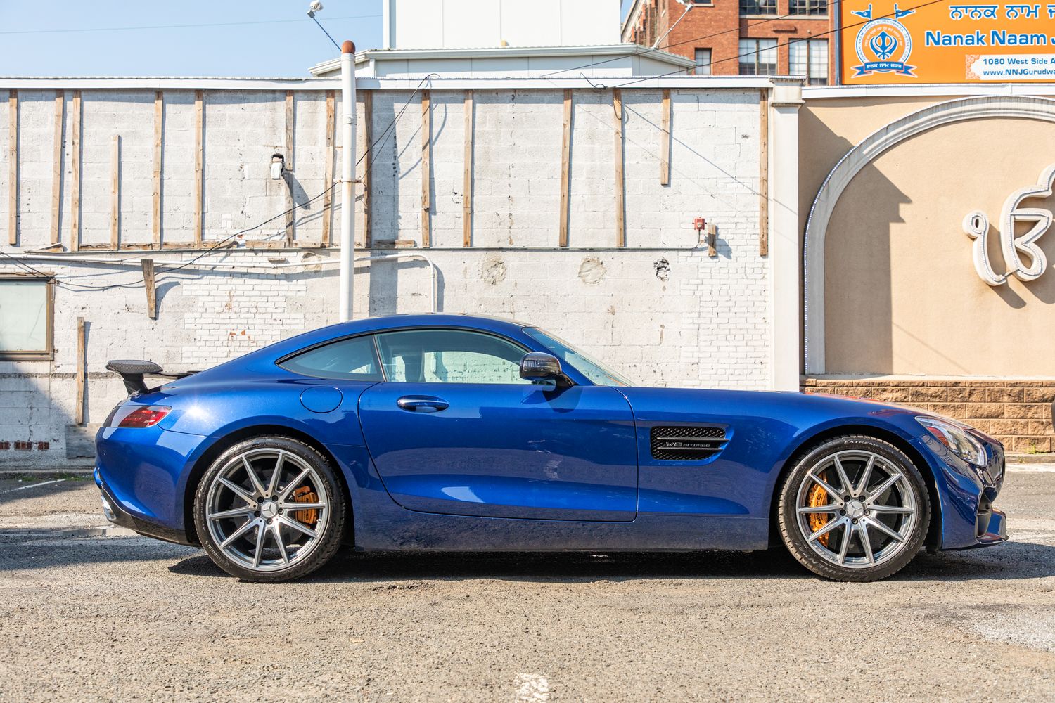 Super car
