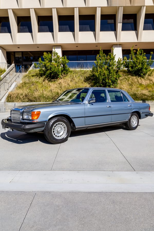 1977 Mercedes-Benz 450SEL 6.9 Thumbnail