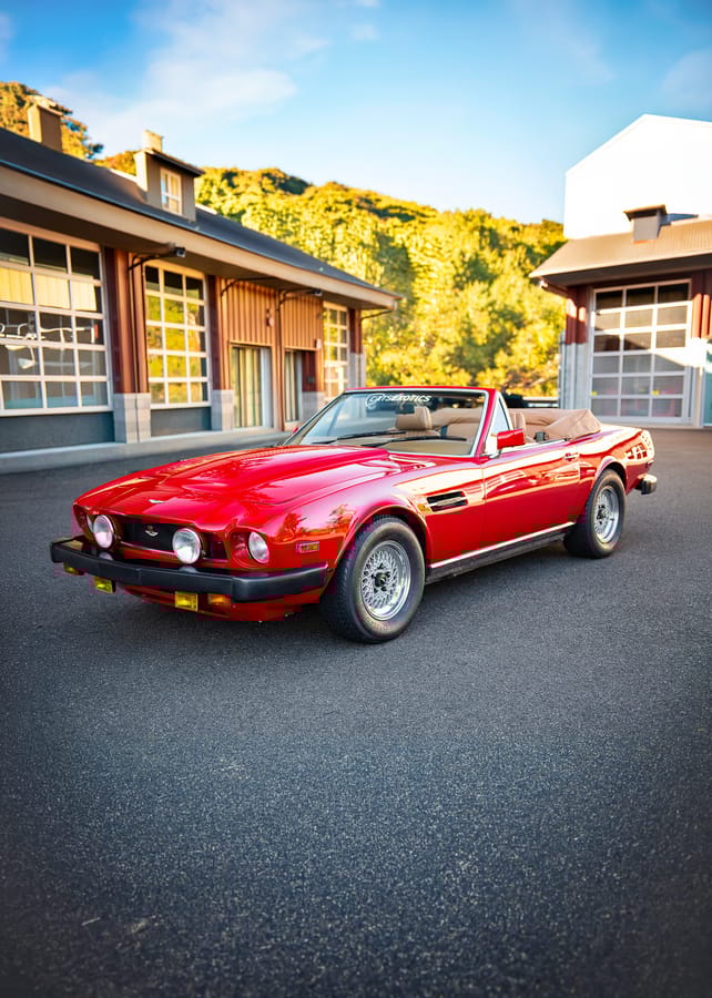 1981 Aston-Martin V8 Volante Thumbnail