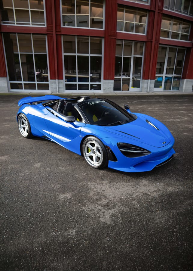 2024 McLaren 750S Spider Thumbnail
