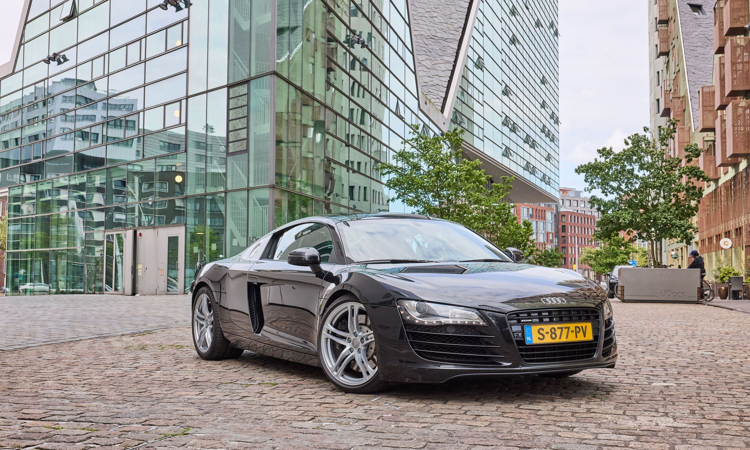 2010 Audi R8 v8 Manual Phantom Black Exterior