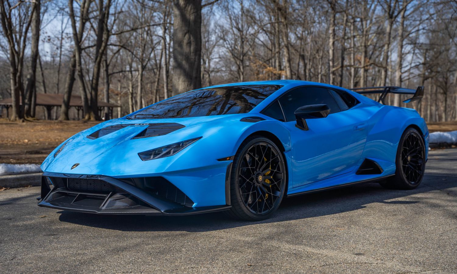 2023 Lamborghini Huracan STO Blu Cepheus Metallic Exterior