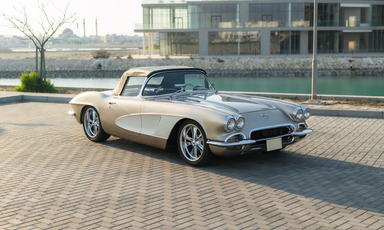 1962 Chevrolet  Corvette Gold Exterior