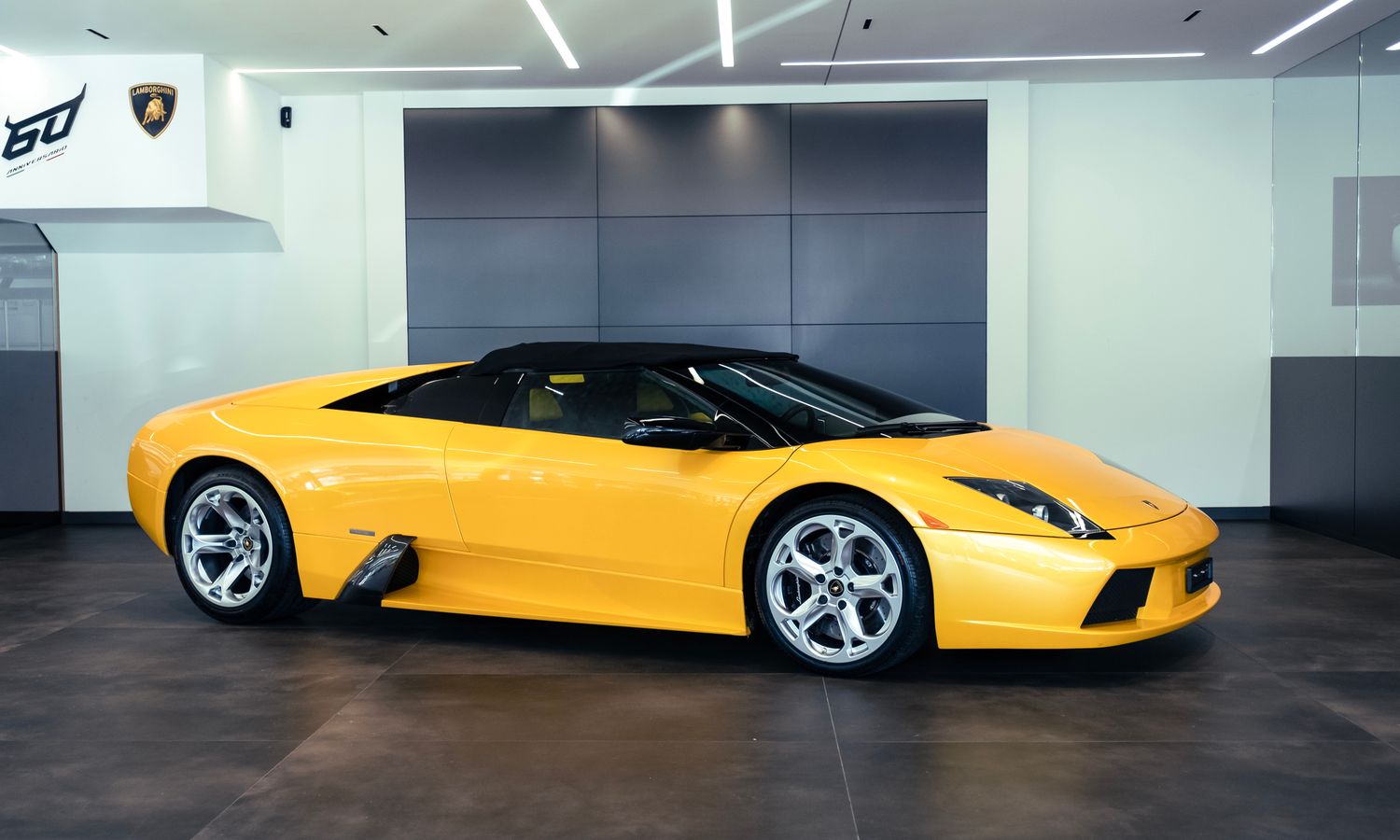 2006 Lamborghini Murcielago Roadster - Manual Giallo Orion Exterior