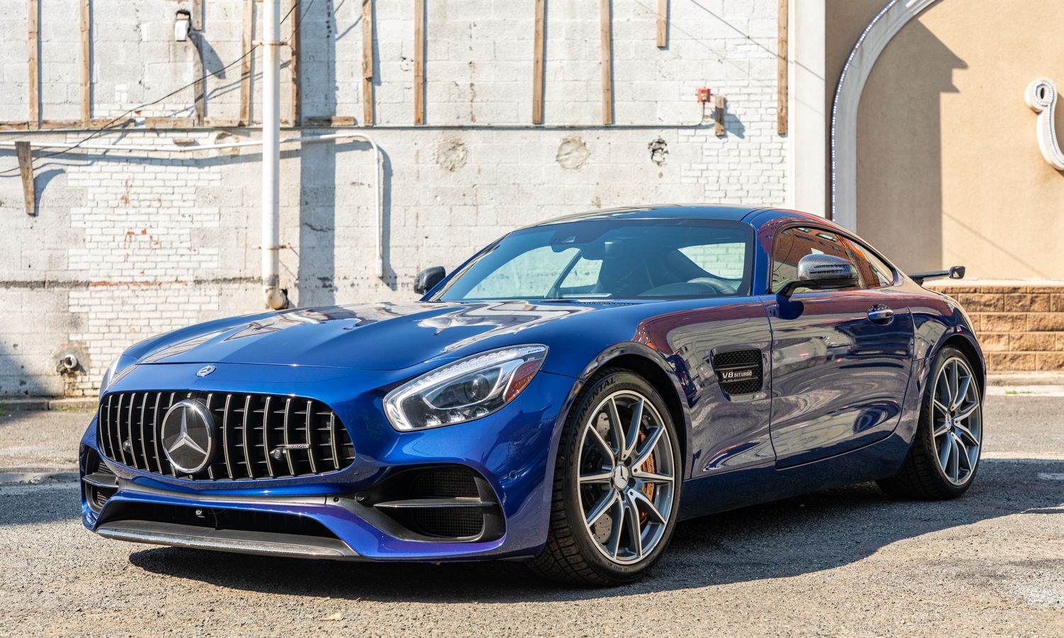 2018  Mercedes-Benz AMG GT S Brilliant Blue Metallic Exterior