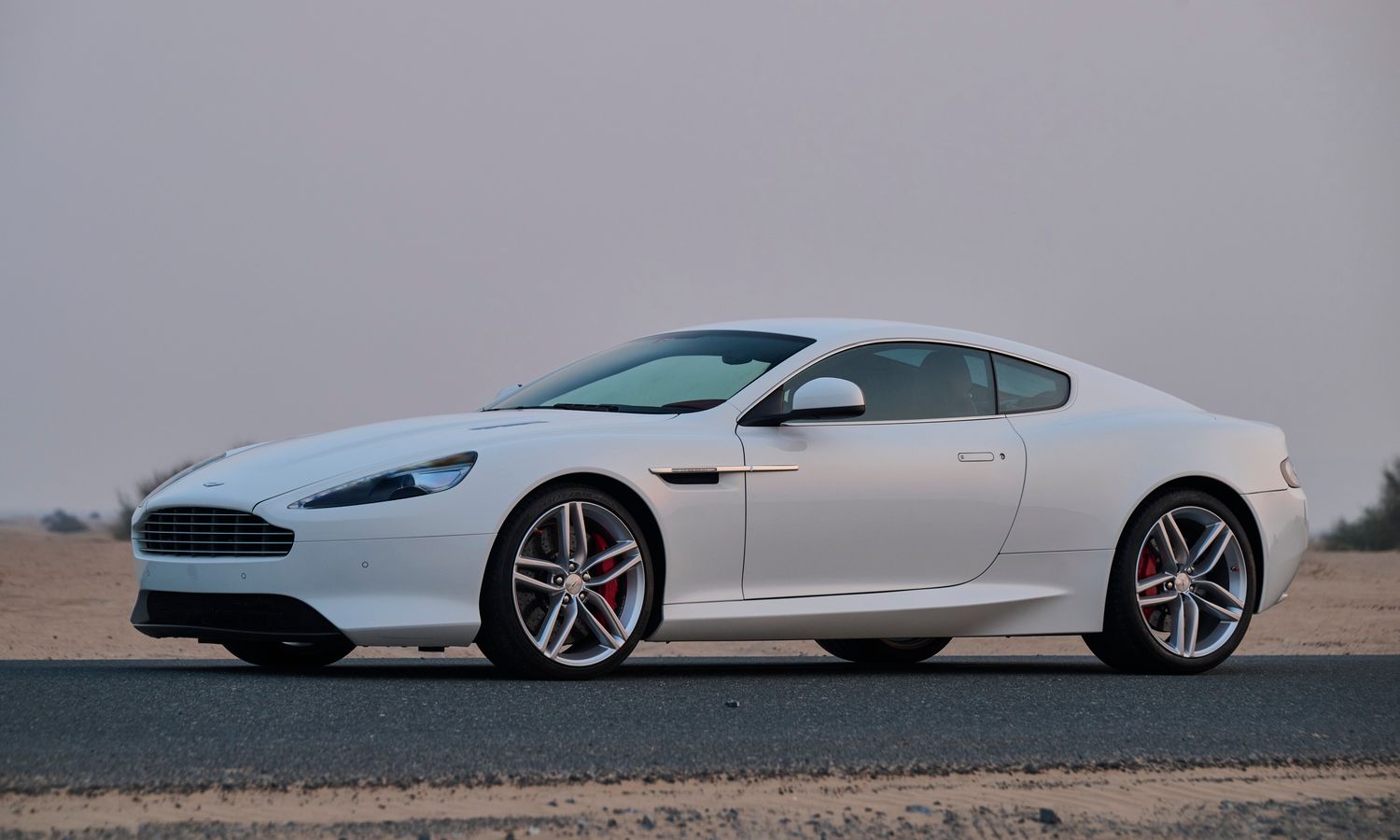2012 Aston Martin Virage  Stratus White Exterior