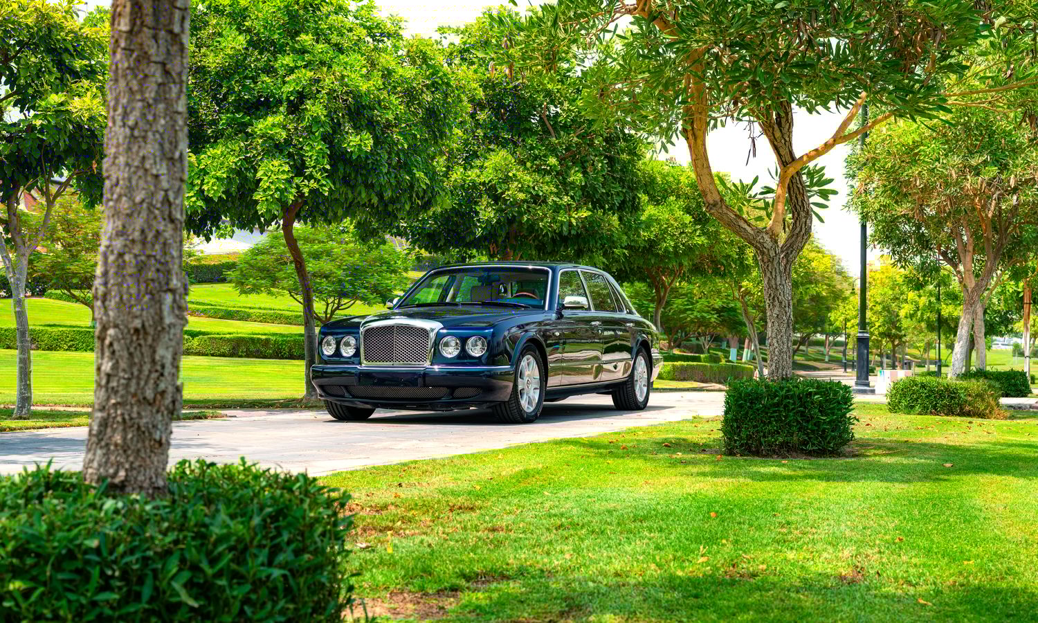 2006 Bentley  Arnage RL Dark Sapphire Exterior