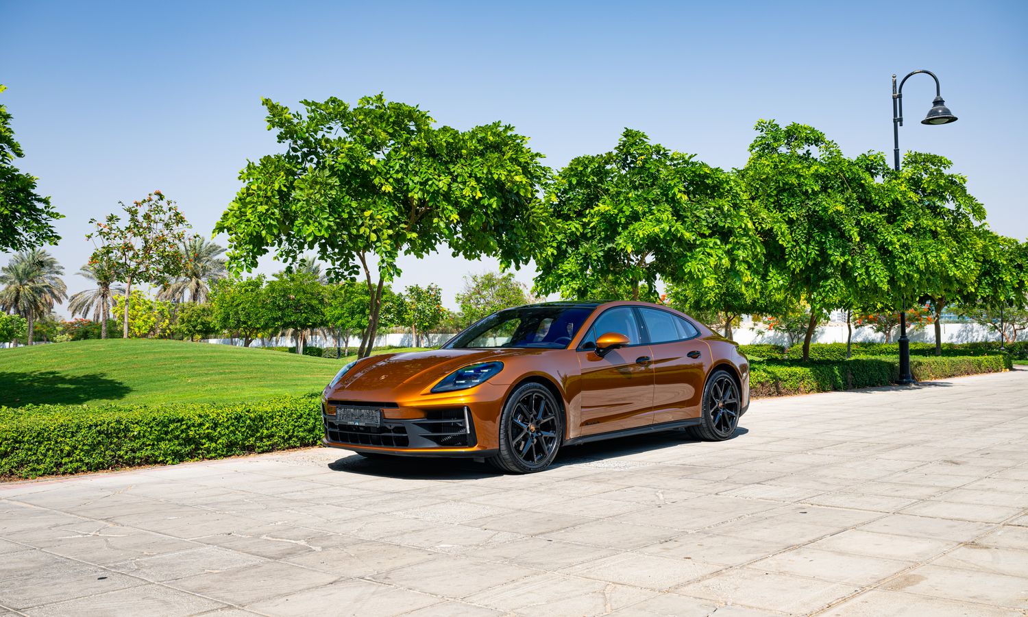 2025 Porsche Panamera Madeira Gold Metallic Exterior