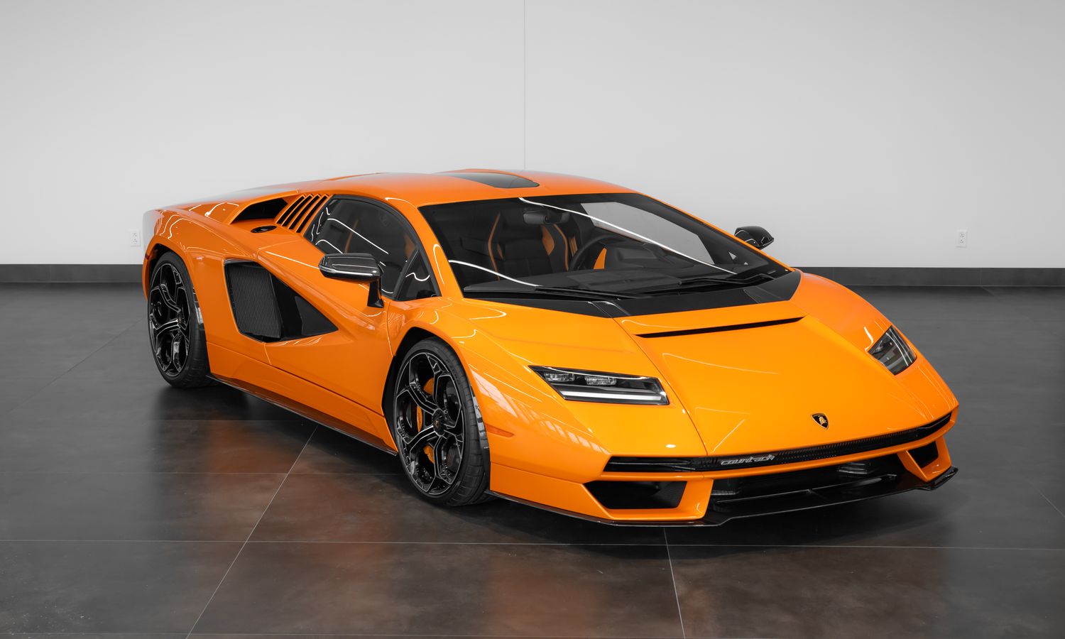 2022 Lamborghini Countach Arancio Aten Exterior