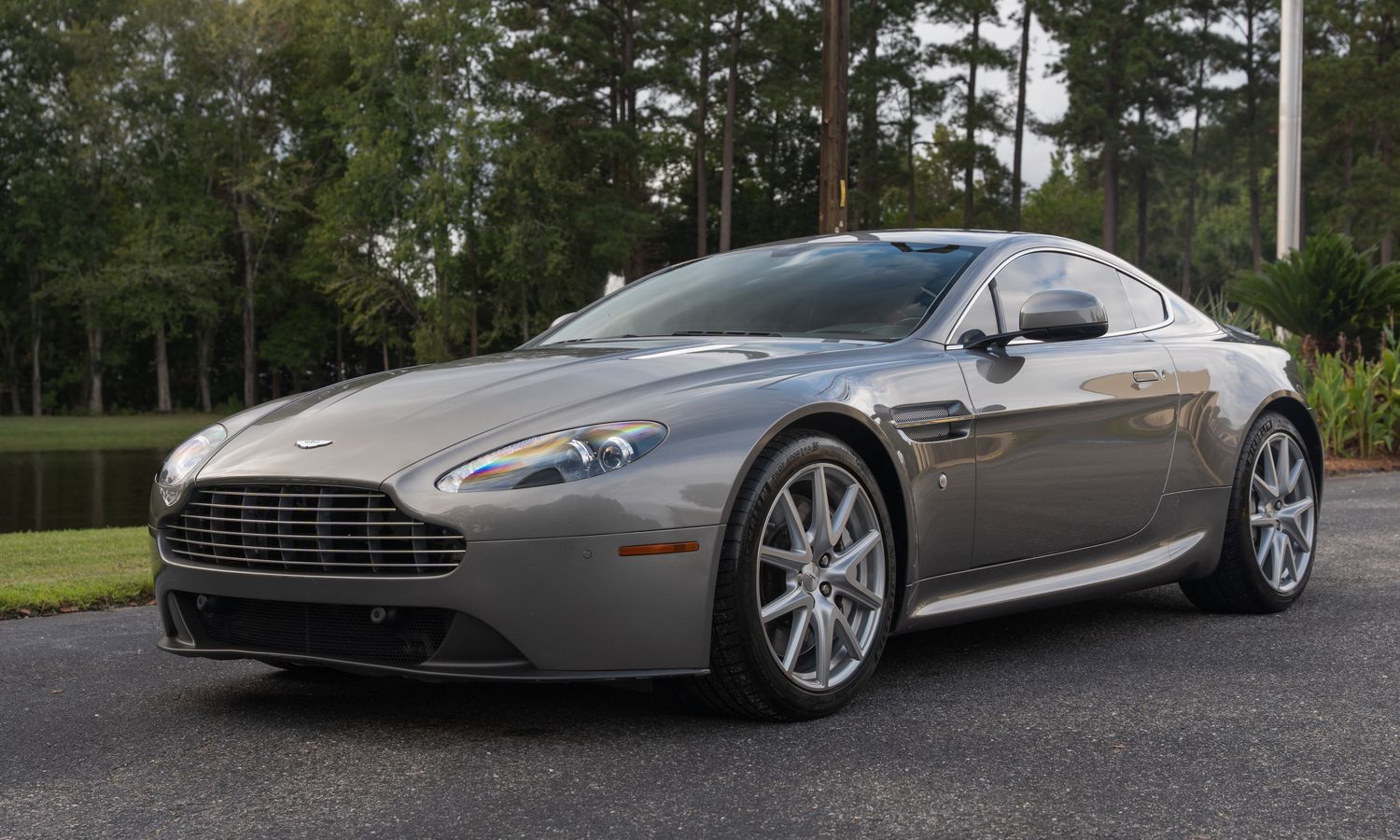2014 Aston Martin V8 Vantage Tungsten Silver Exterior