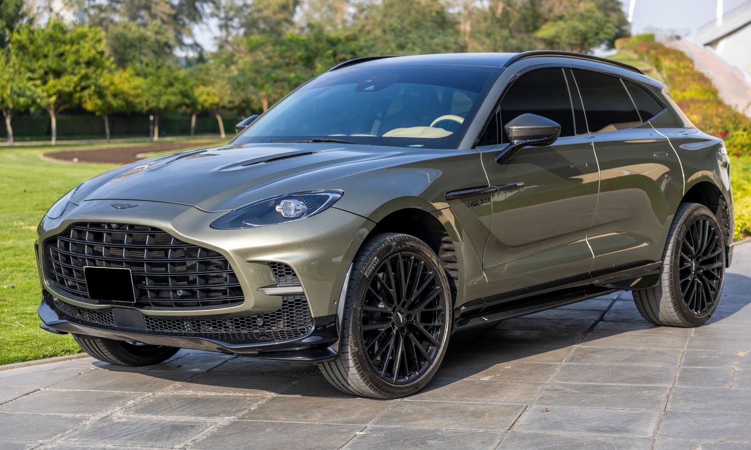 2024 Aston Martin DBX 707 Titanium Grey Exterior