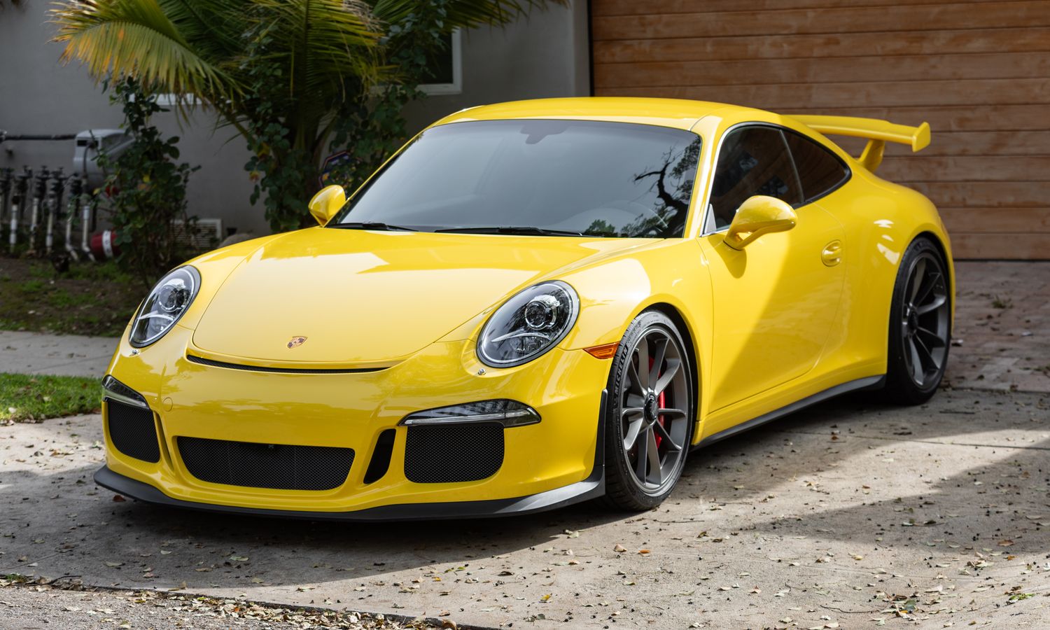 2015 Porsche 911 GT3 Racing Yellow Exterior
