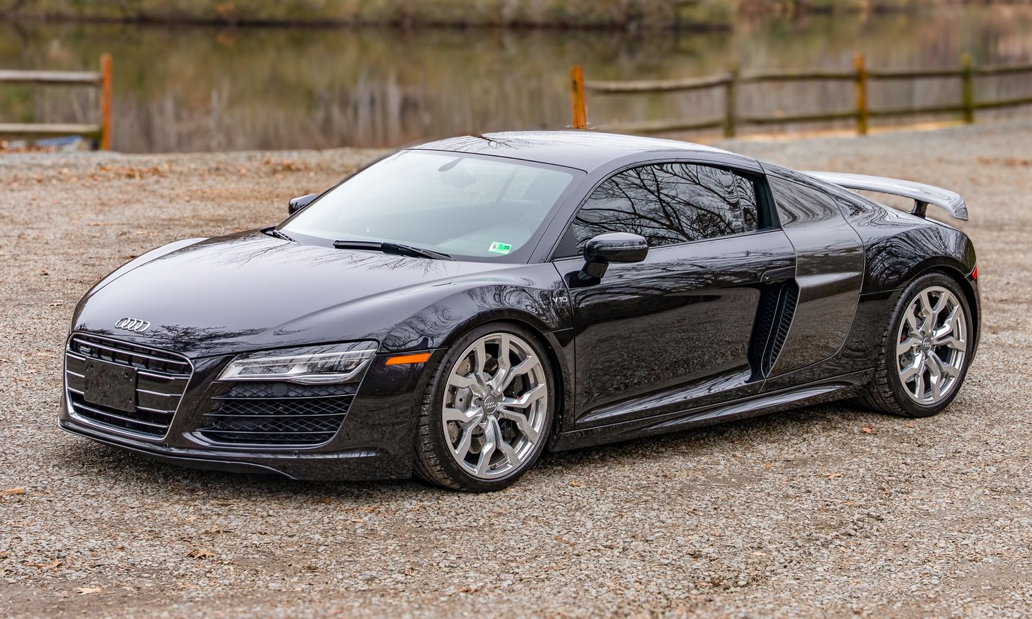2014 Audi R8 V10 Black with Carbon Sigma Sideblades Exterior