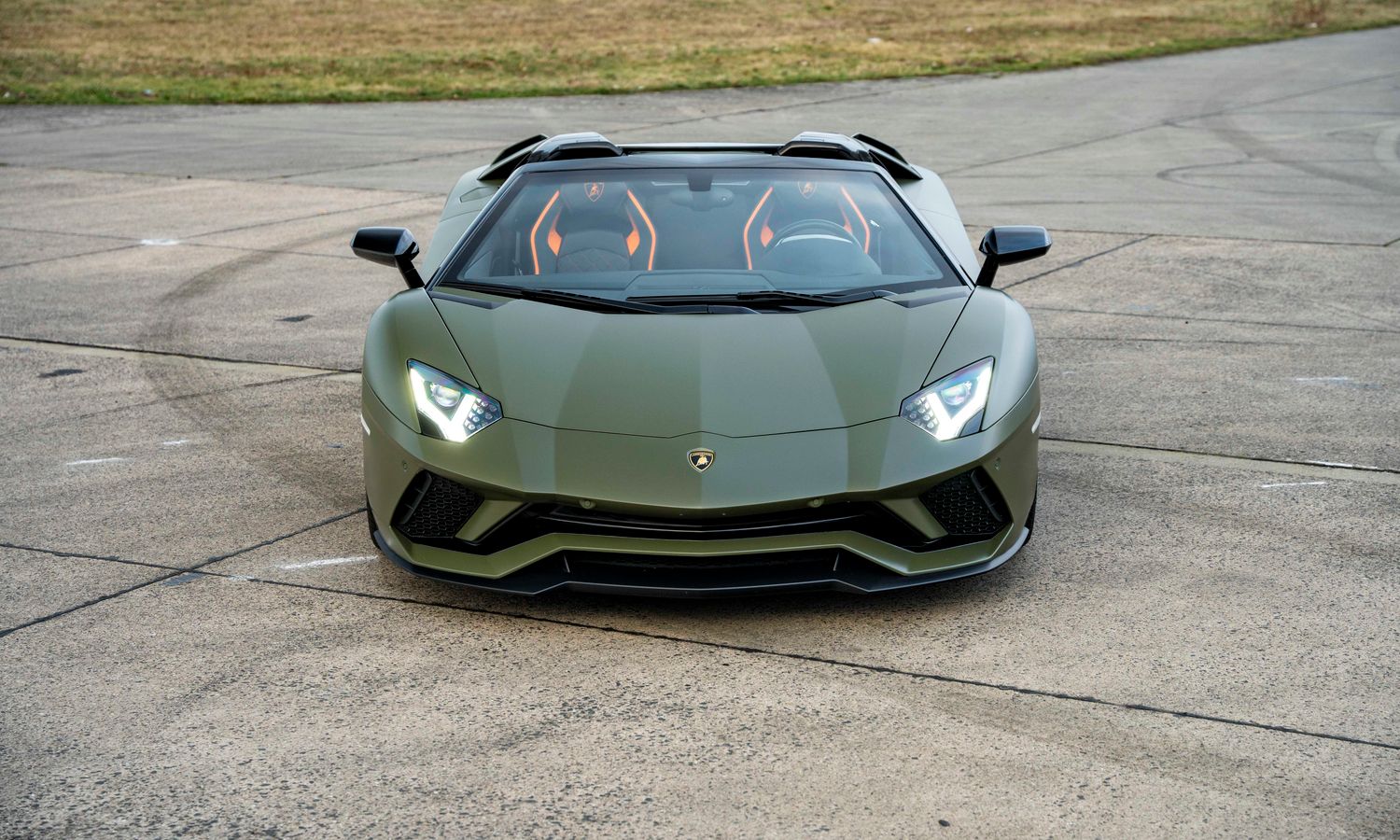 2020 Lamborghini Aventador S Roadster Matte Olive Green Exterior