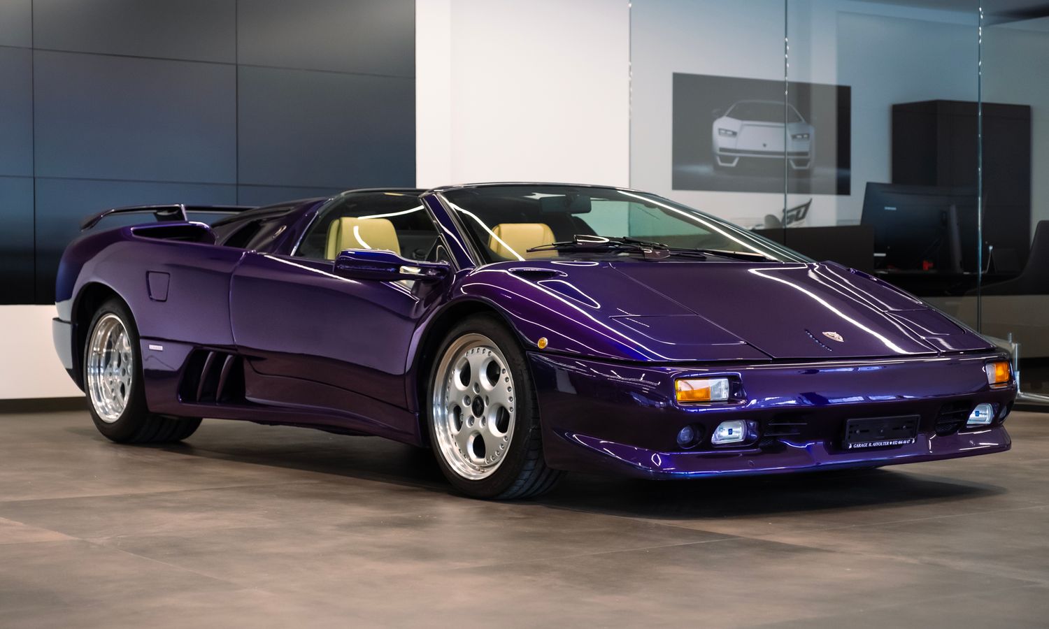 1997 Lamborghini Diablo VT Blu Scuro Exterior