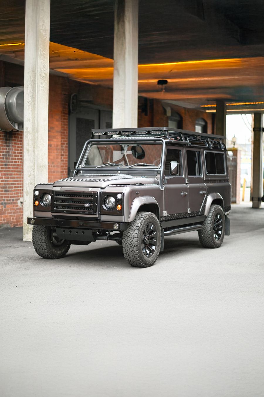 1988 Land Rover Defender Thumbnail