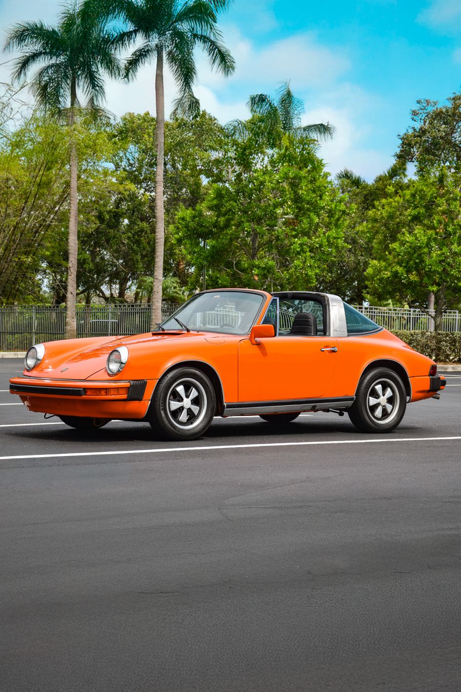 1977 Porsche 911 S Targa Thumbnail