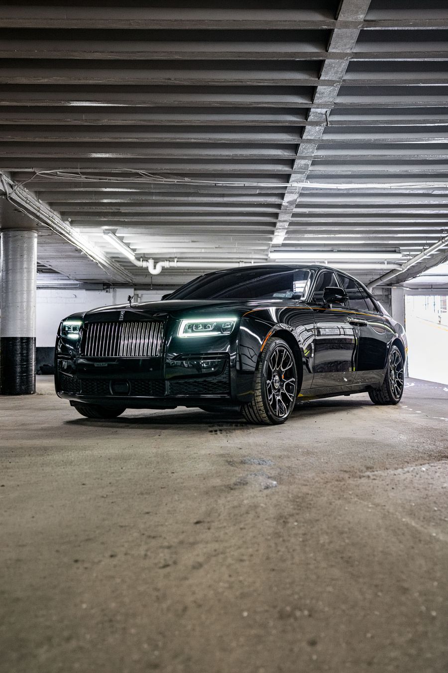 2022 Rolls Royce Ghost Black Badge Thumbnail