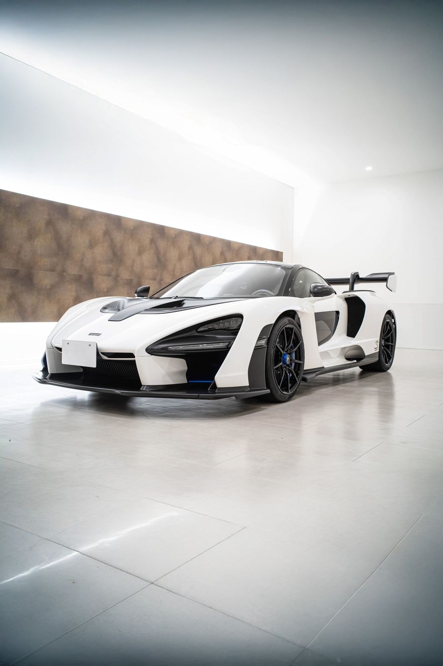 2019 Mclaren Senna Thumbnail