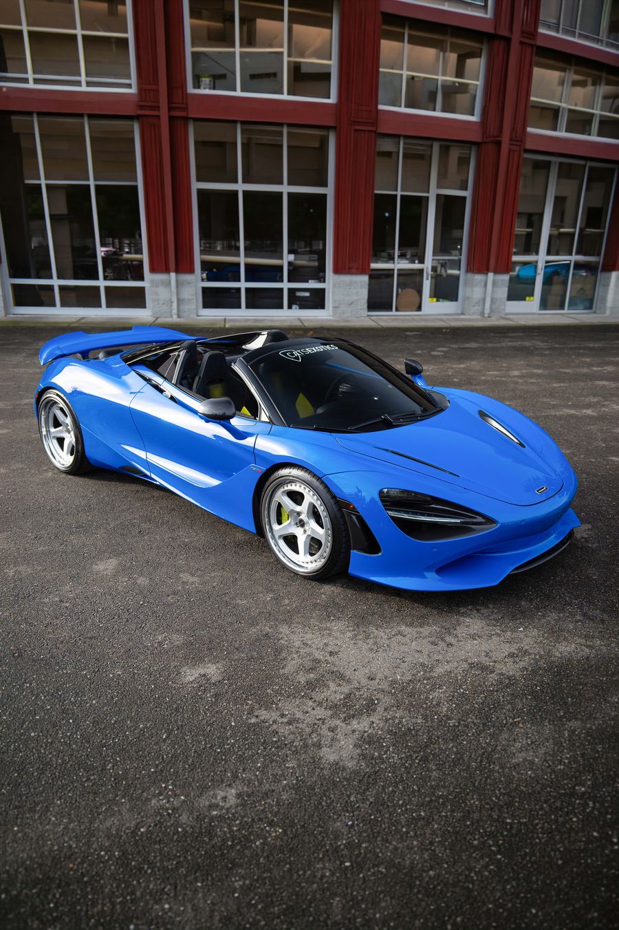 2024 McLaren 750S Spider Thumbnail