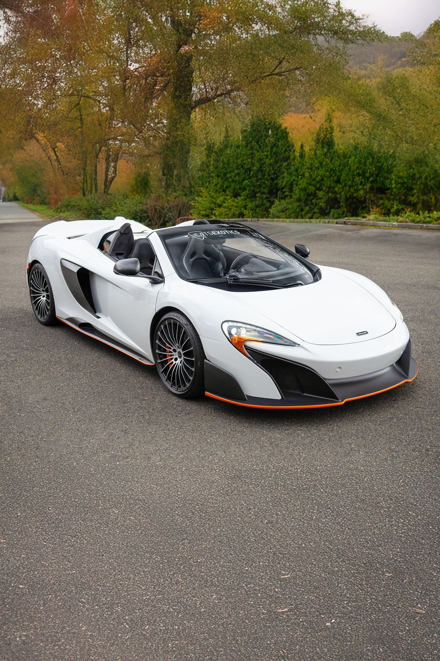 2016 McLaren 675LT Spider Thumbnail