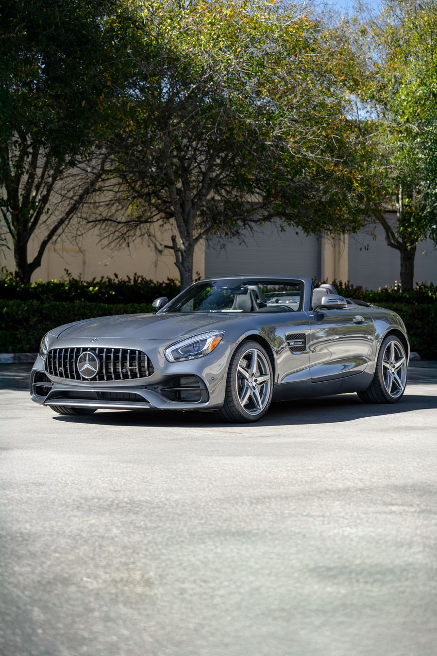 2018 Mercedes-Benz AMG GT Roadster Thumbnail
