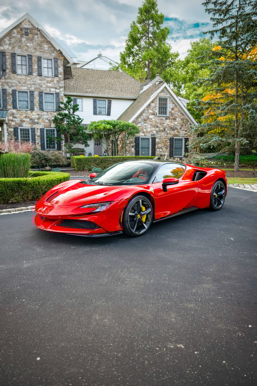 2022 Ferrari SF90 Stradale Thumbnail