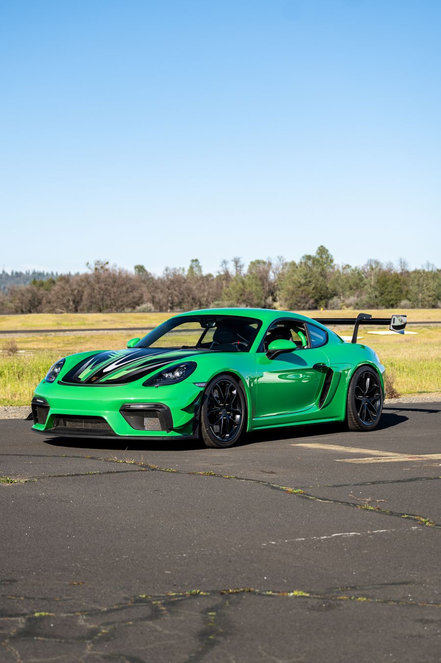 2022 Porsche 718 Cayman GT4 Thumbnail