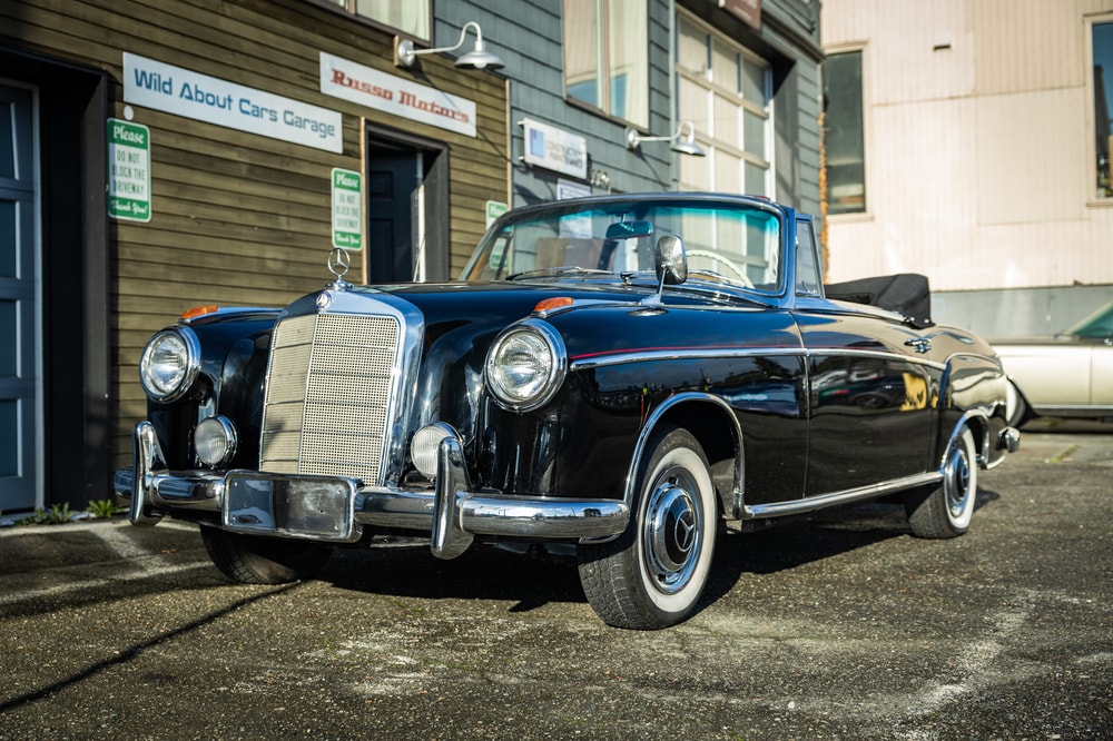 1957 Mercedes-Benz 220S Cabri...