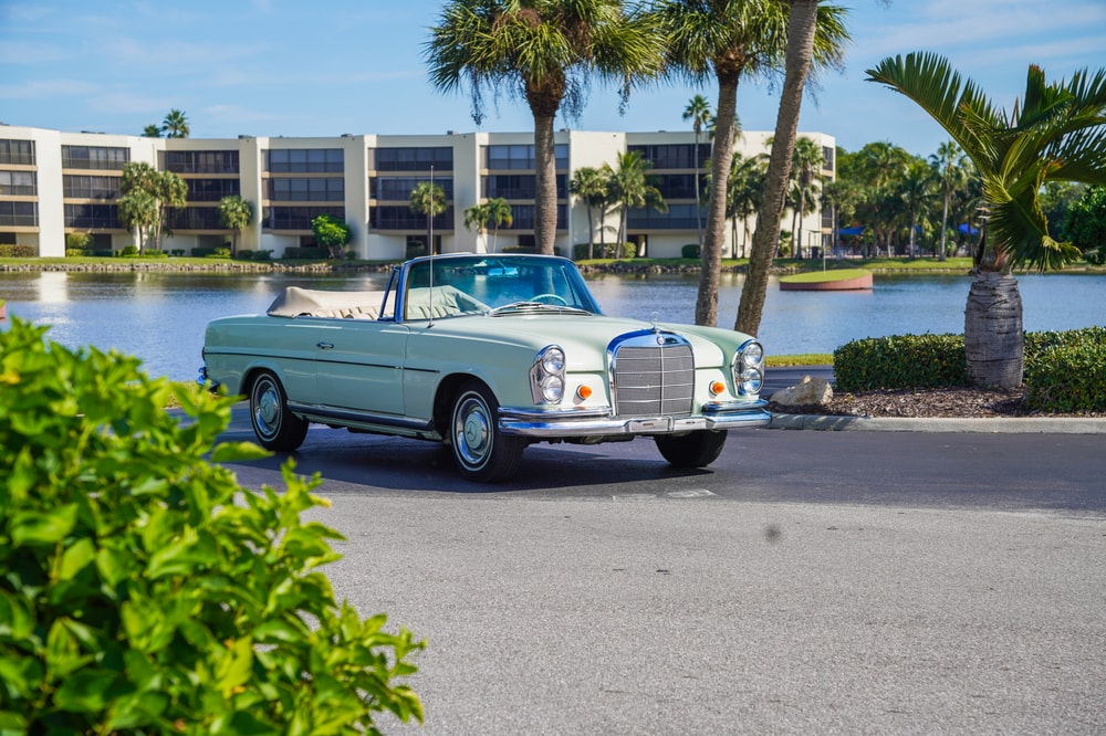 1966 Mercedes-Benz 250SE Conv...