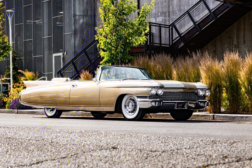1960 Cadillac Eldorado Biarri...