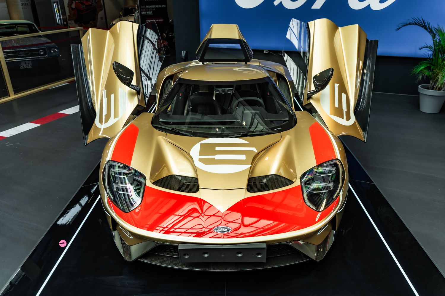 Super car