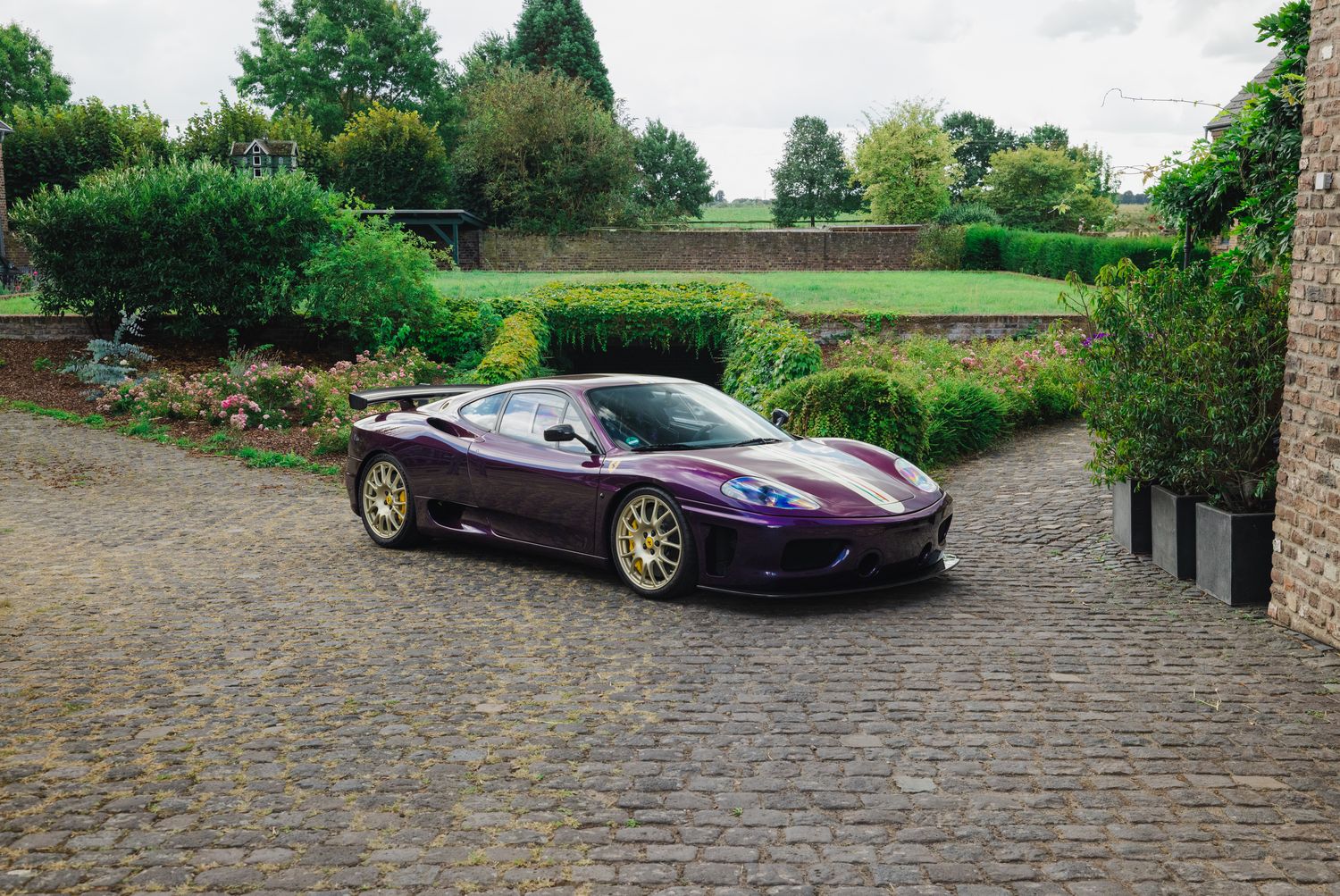 Super car