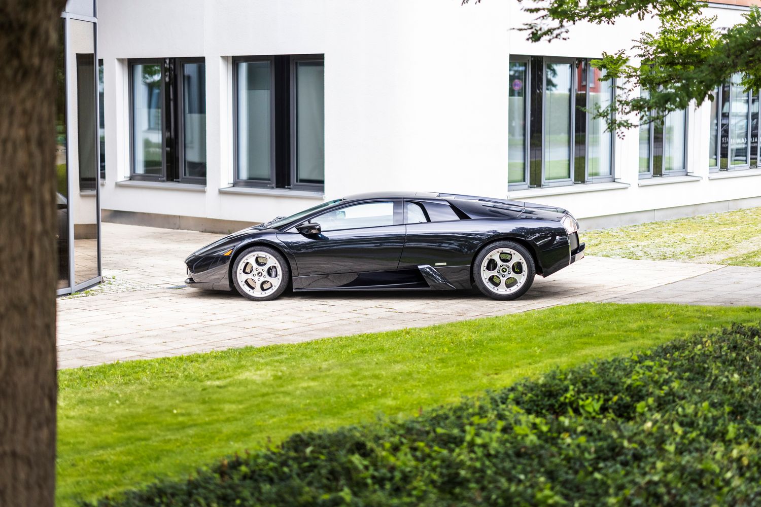 Super car