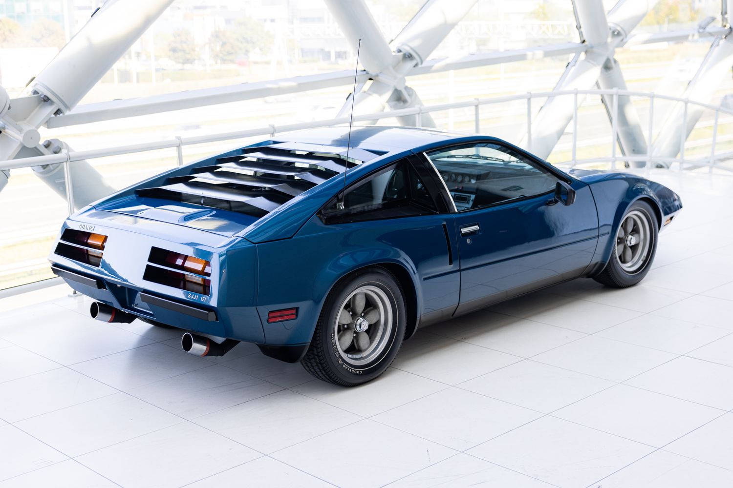 Super car