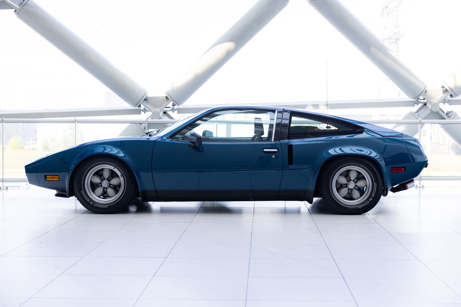 Super car