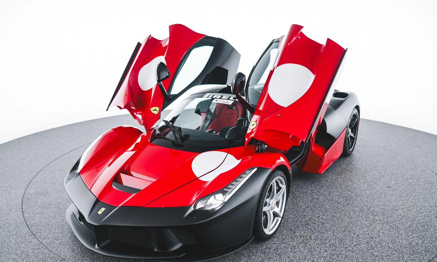 2014 Ferrari LaFerrari Prototype Rosso Corsa/Nero Exterior