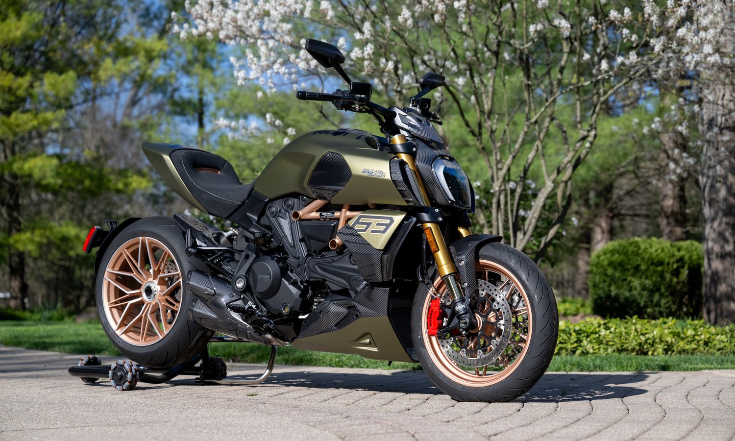 2021 Ducati DIAVEL Gea Green Exterior