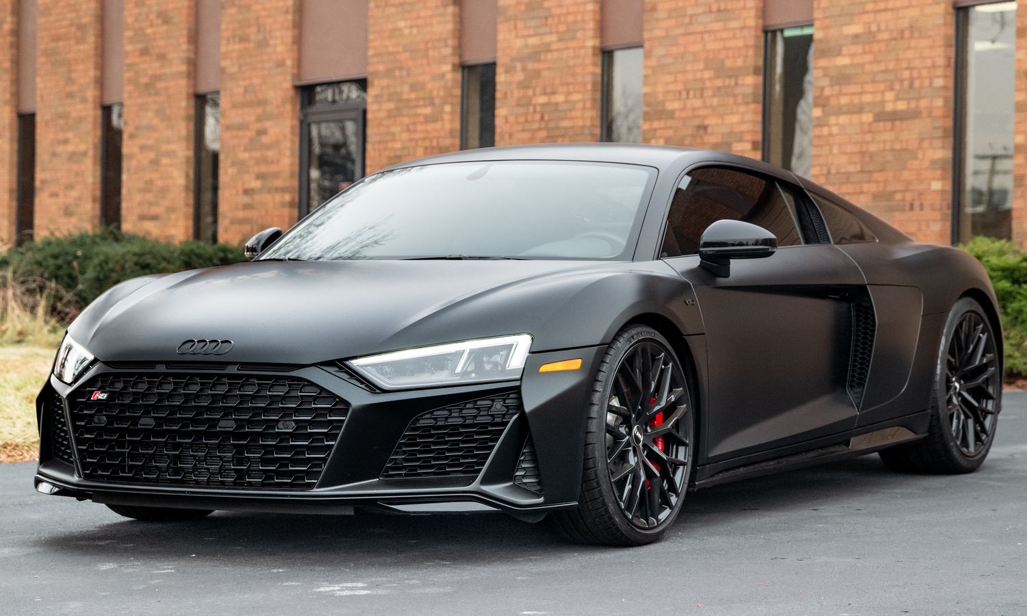 2020 Audi  R8 5.2 Quattro V10 2D Coupe Black Exterior