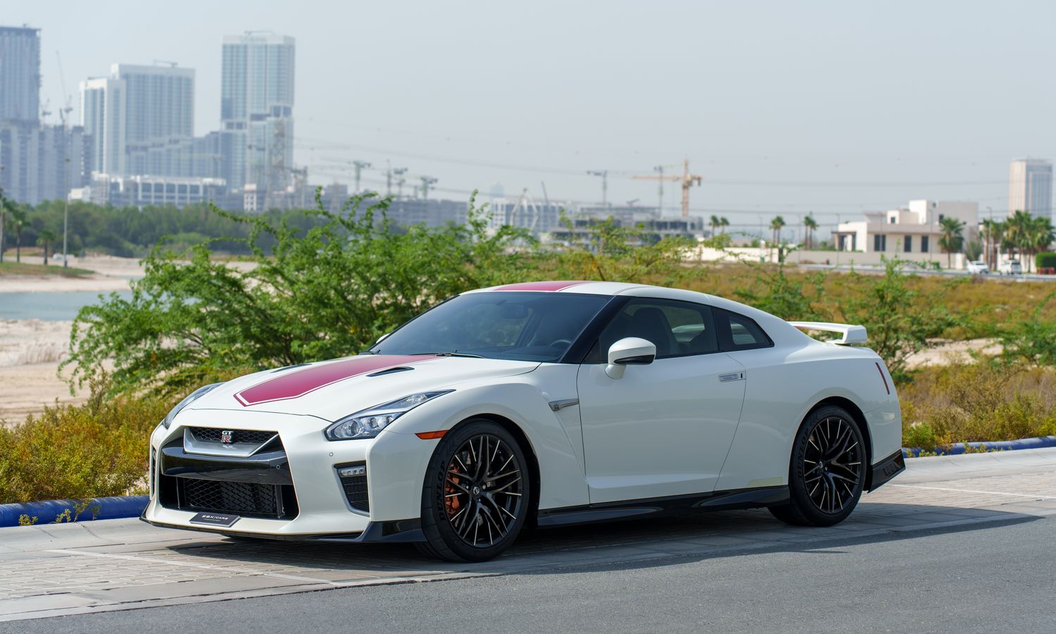 2020 Nissan GT-R Super White with red accent striping Exterior