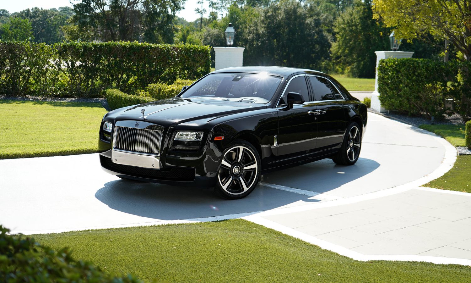 2014 Rolls-Royce Ghost Series II Infinity Black Exterior