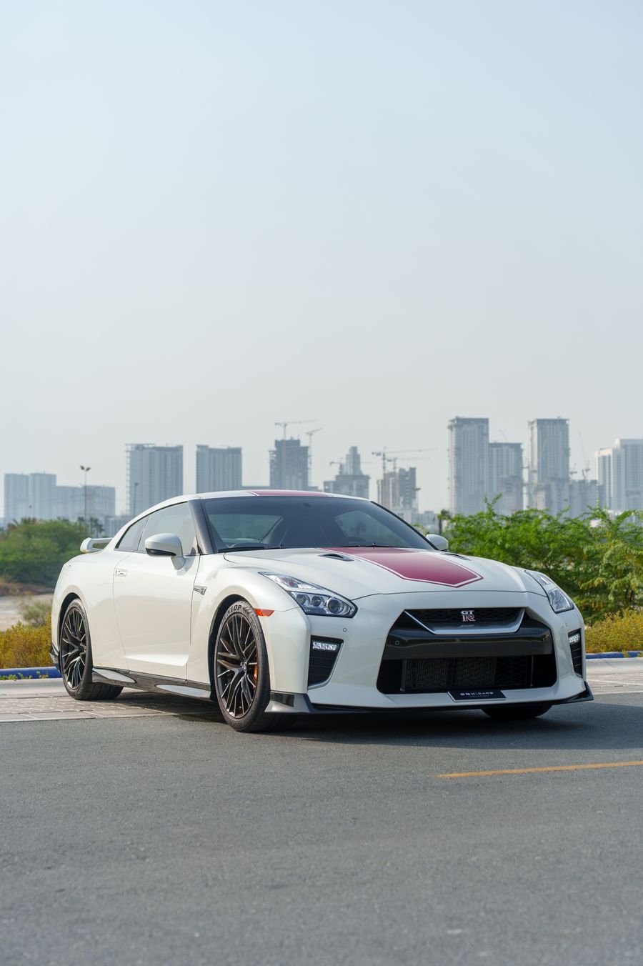 2020 Nissan GT-R Thumbnail