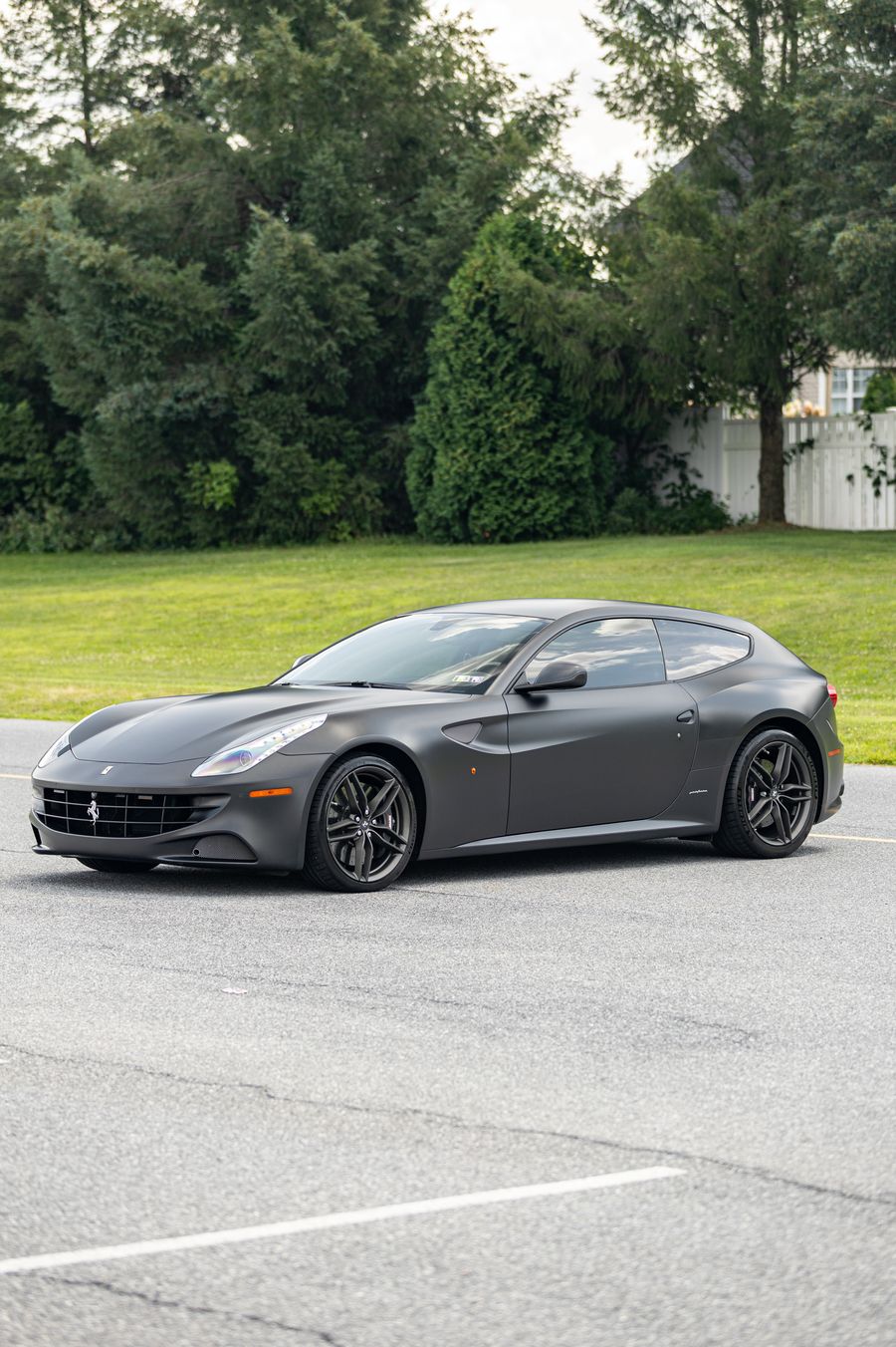 2014 Ferrari FF Thumbnail