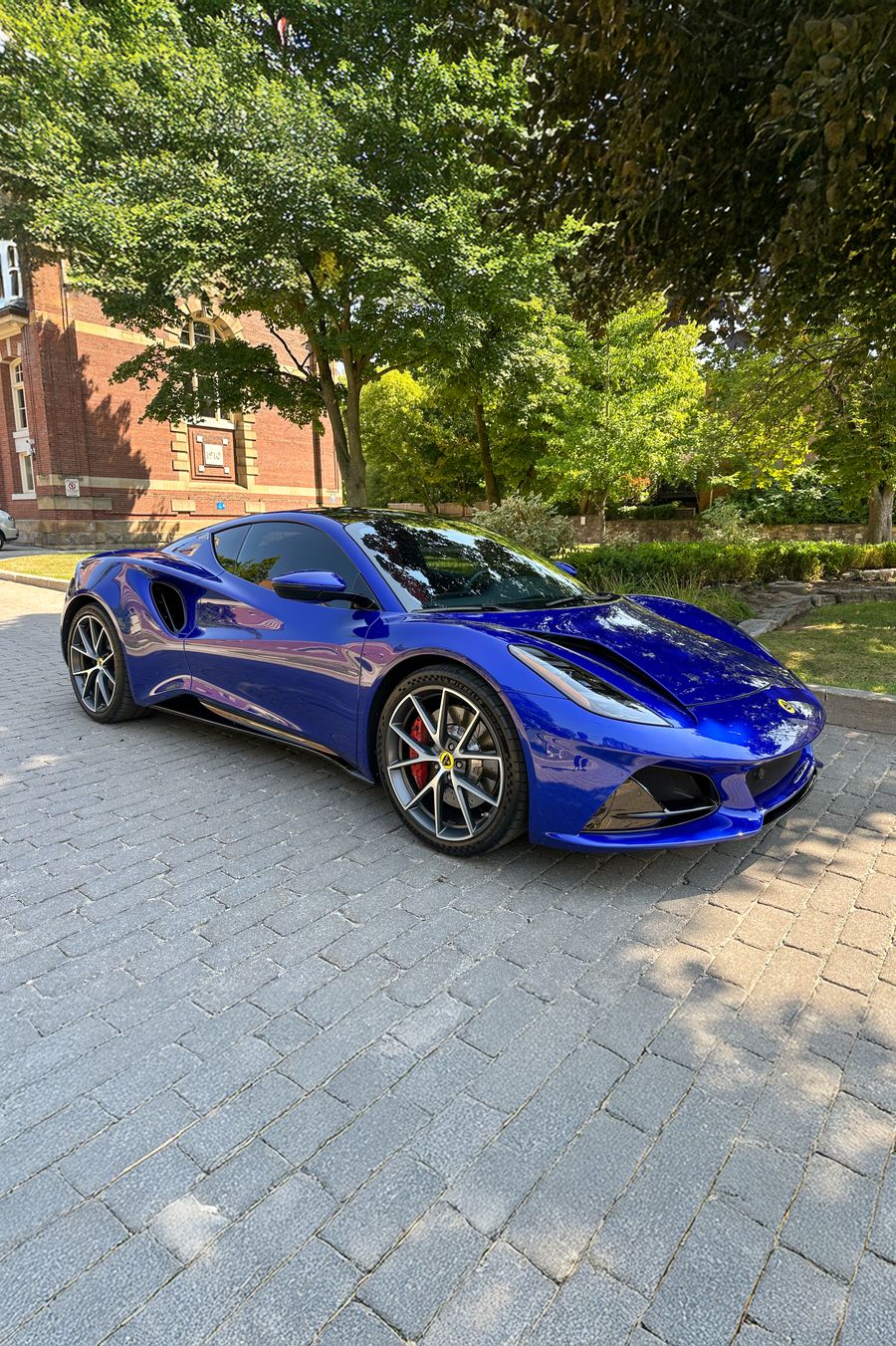 2024 Lotus Emira Thumbnail