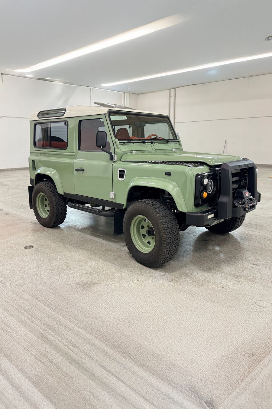 1992 Land Rover Defender Thumbnail