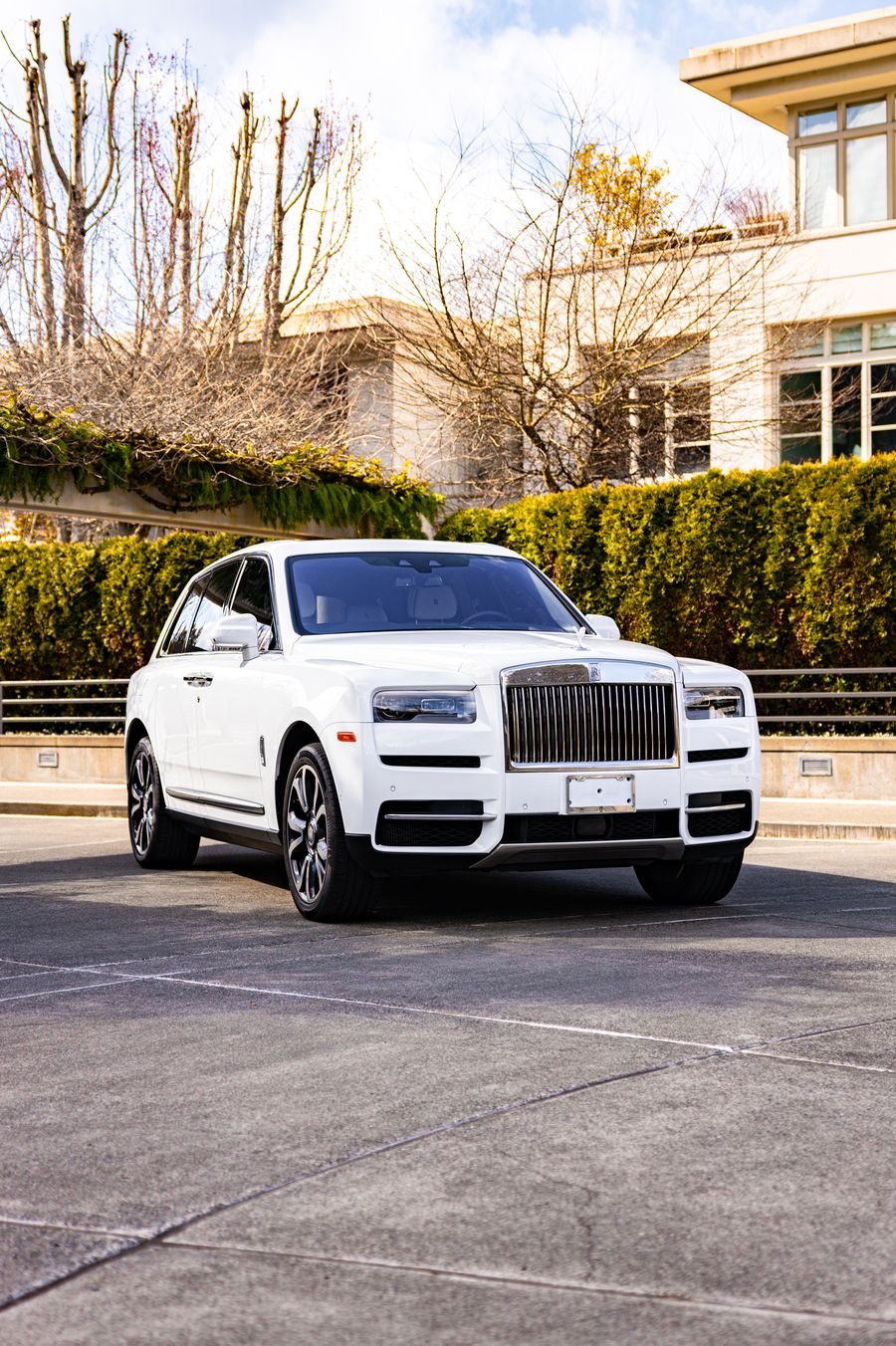 2022 Rolls-Royce Cullinan Thumbnail