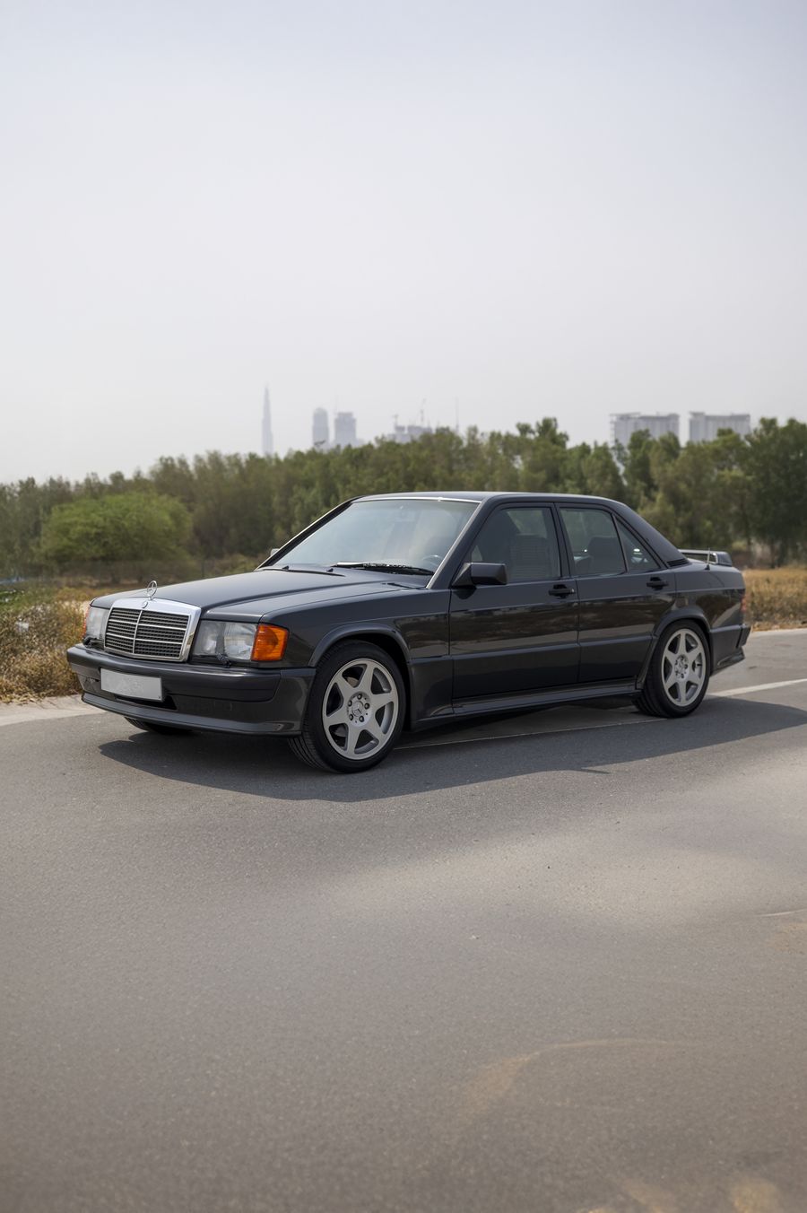 1989 Mercedes-Benz E190 2.5 16 Thumbnail