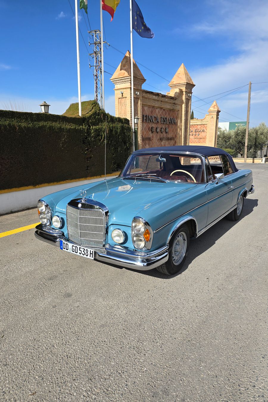 1964 Mercedes  300SE convertible (W112) Thumbnail